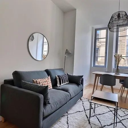 The Herriot - T3 In The Heart Of The - 1st Apartment *